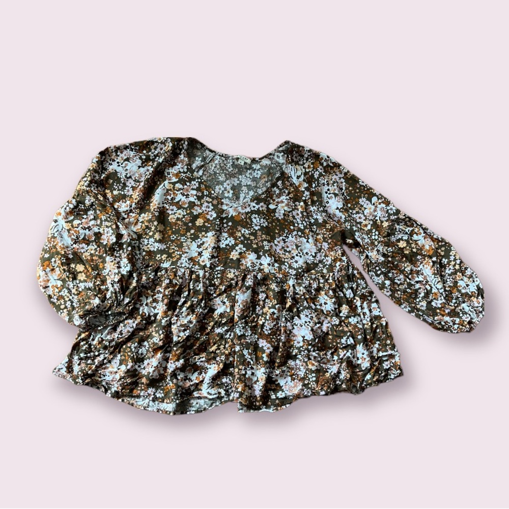 ANDREE Boutique Mini Fall floral Flowy top sz 1x